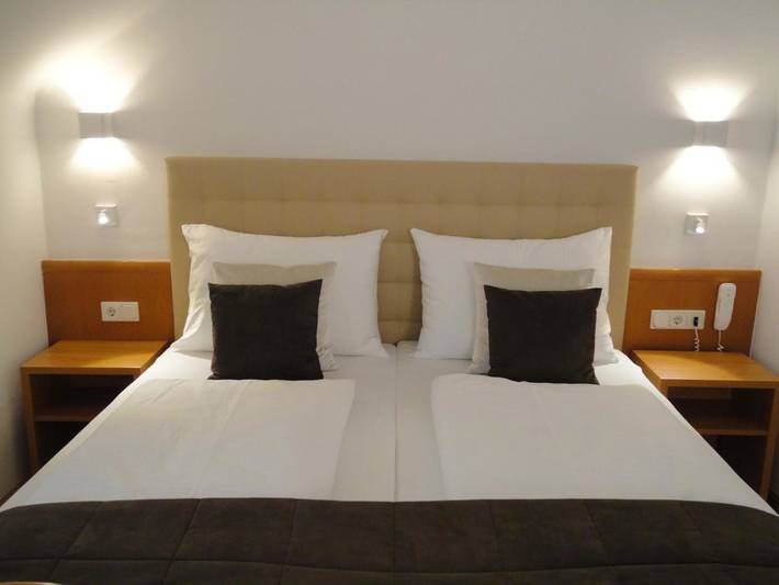 Hotel für 2 Personen in Schwechat