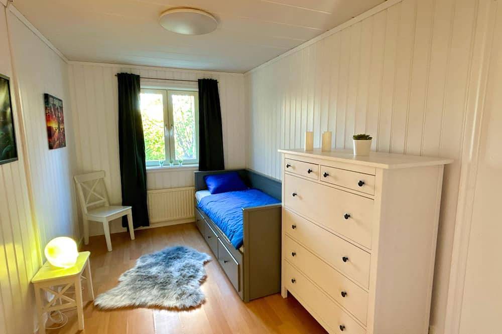 Villa Lotte – Ferienhaus in Südschweden mit Sauna, Kamin, Boot & in Seenähe in Alsterbro, Nybro und Umgebung
