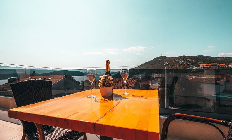 Ganze Wohnung, Ferienwohnung für 2 Personen mit Balkon/Terrasse in Neum, Bosnien und Herzegowina