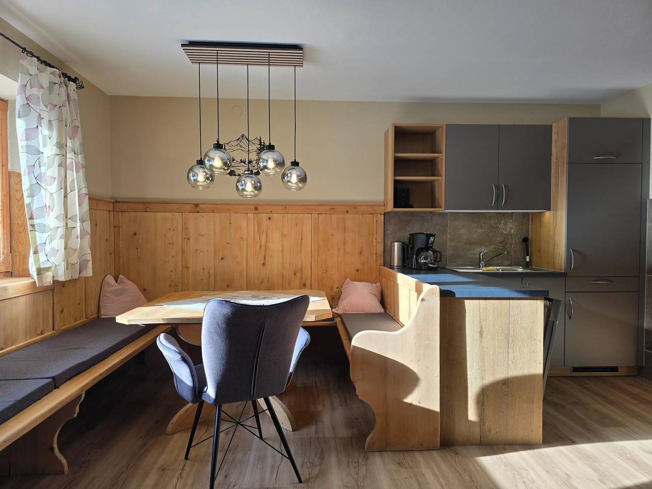 Apartamento inteiro, Farmhouse holiday apartment with stunning views in Inneralpbach, Alpbach