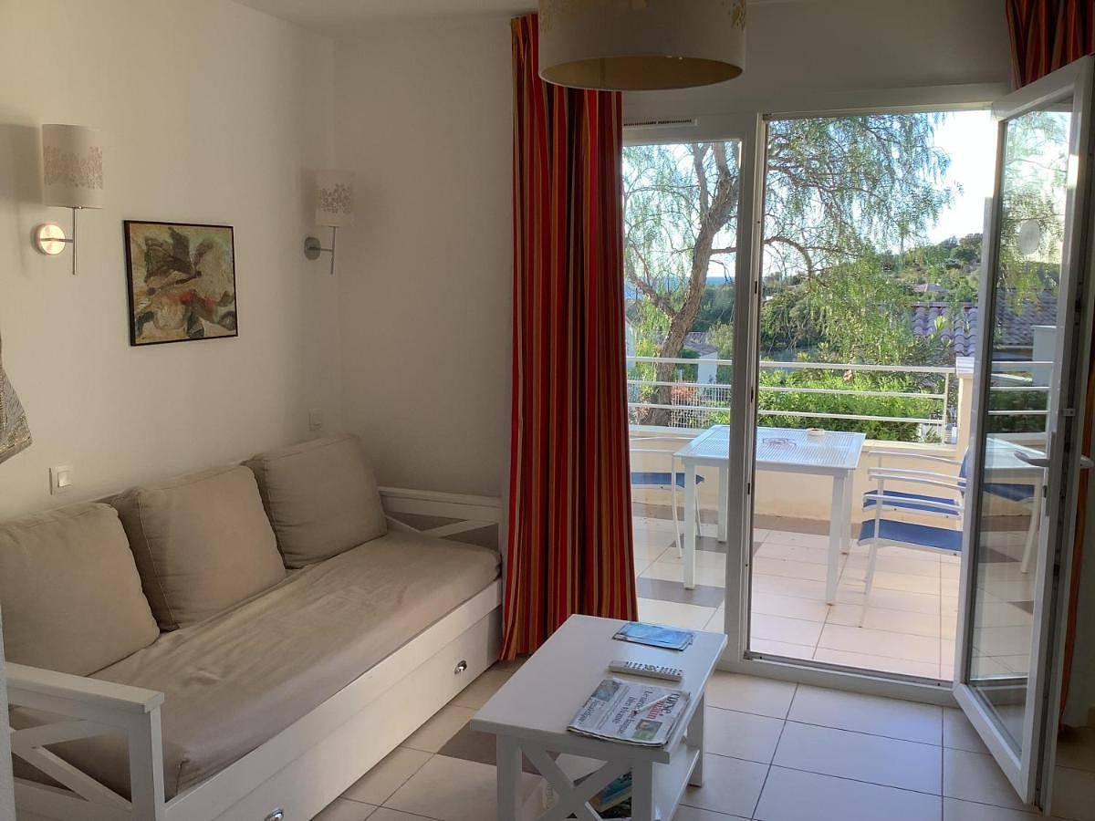 Appartement entier, One-Bedroom Apartment in Losari, Belgodère