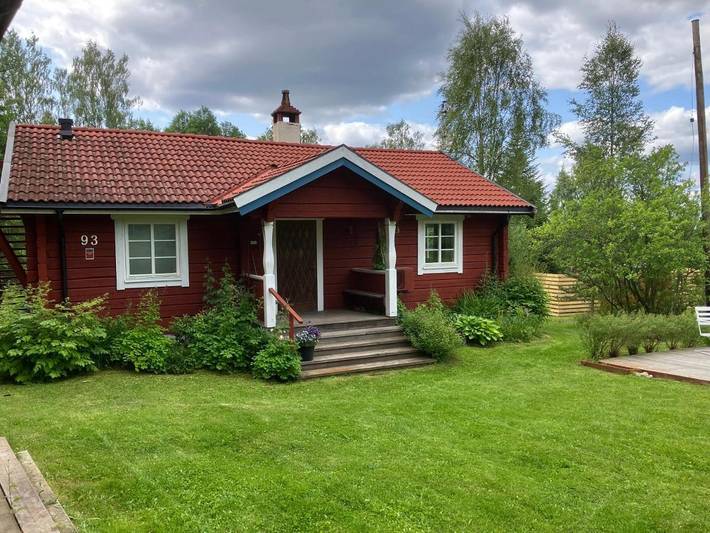 Hus för 4 Personer, med bastu samt trädgård och utsikt och terass i Leksand