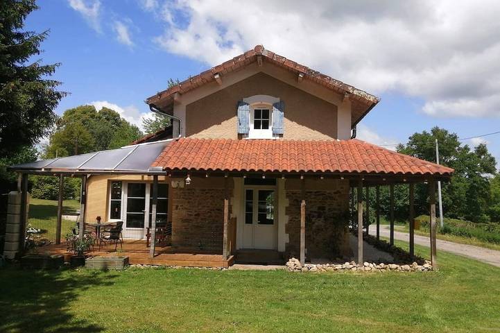 Gîte pour 4 personnes, avec jacuzzi et jardin à Rancon - 3