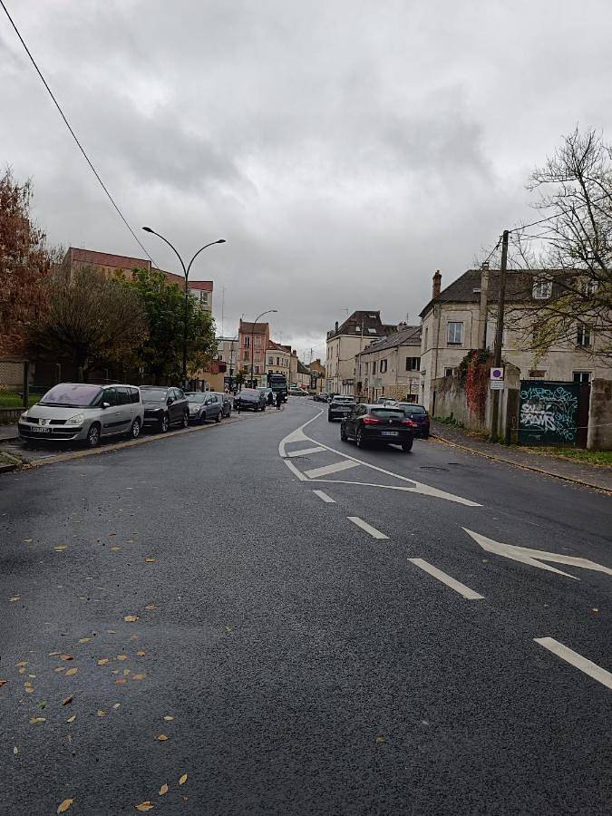 Gîte pour 3 personnes, avec Vue à Corbeil-Essonnes - 2