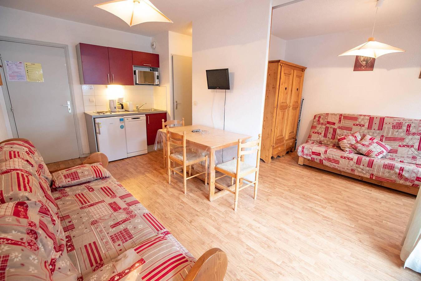 Apartamento entero, Résidence les Portes de la Vanoise - Apartamento 2 piezas para 4 personas (Sb100C) in La Norma, Villarodin-Bourget
