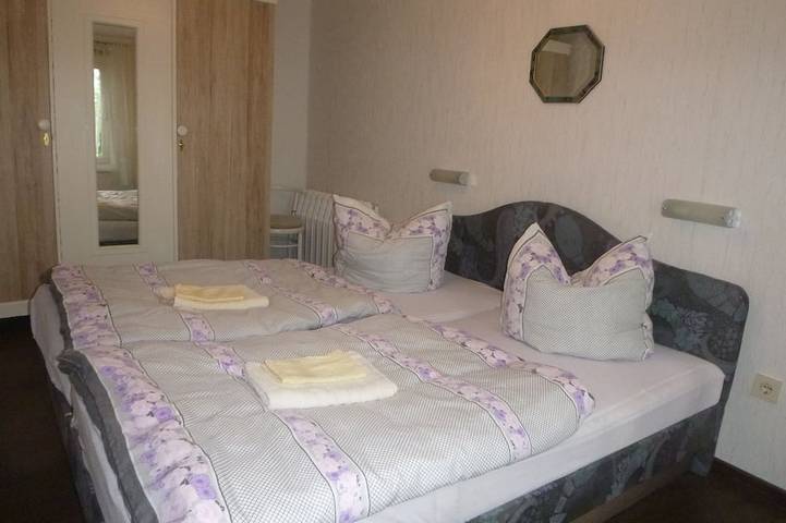 Ferienhaus für 5 Personen, mit Sauna und Terrasse sowie Garten in Berlin - 2