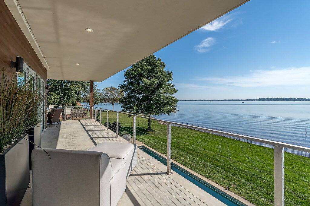 Lake Norman Lakefront - Pickleball, Hot Tub, Pool in Mayhew, Lake Norman