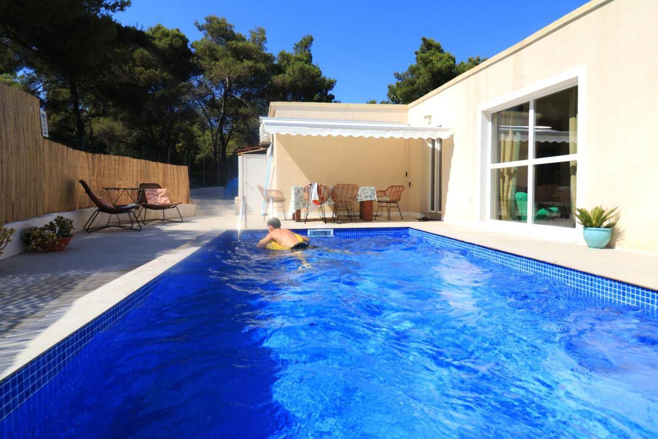 House Leta Cozy Hideaway with Pool in Rukavac, Split-Dalmatien