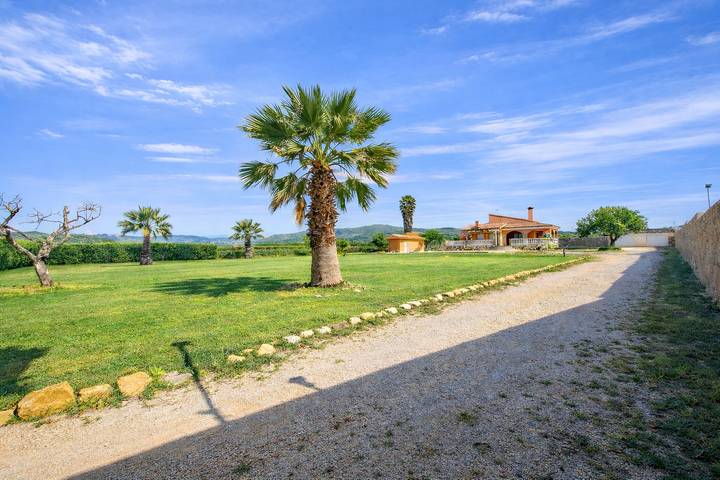 Villa con Piscina Privada y 2.000m² de Jardín in Alcalá de Chivert, Costa del Azahar