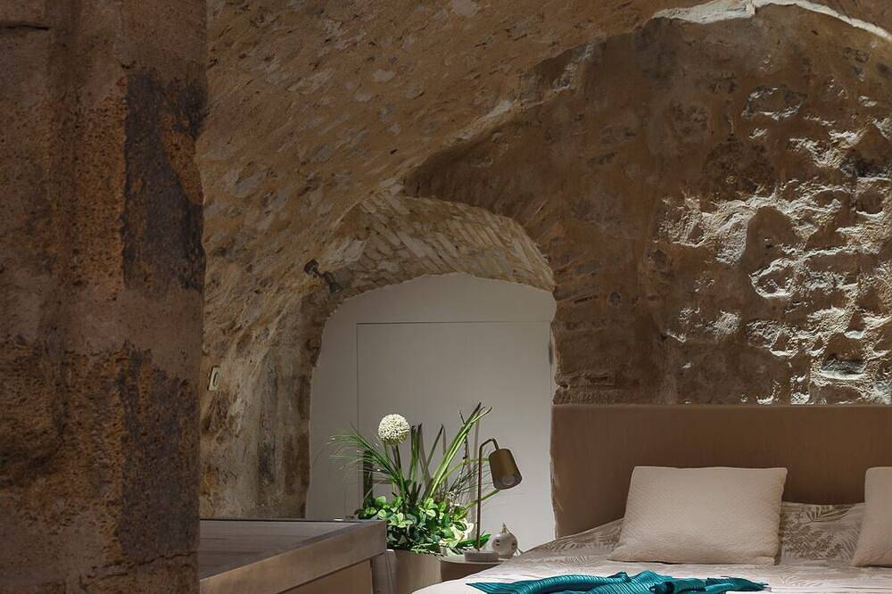 Entire apartment, Le Discret A trip to Provence in Aix-en-Provence, Aix-en-Provence region