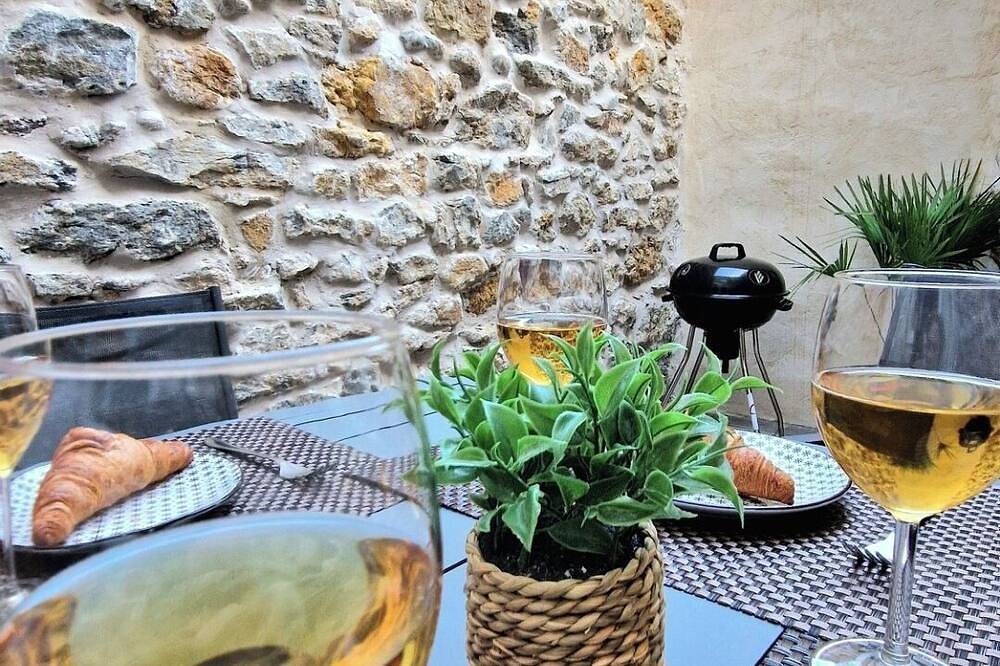 House near Nausicaa and Remparts Free parking Netflix in Boulogne-sur-Mer, Boulogne-sur-Mer en omgeving