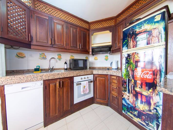Ferienhaus für 4 Personen, mit Terrasse und Garten sowie Pool in Playa del Águila - 2