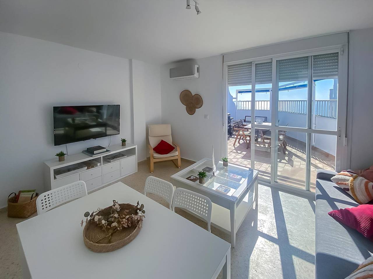 Ganze Wohnung, Guestready - Valdelagrana Carlos in Playa de Valdelagrana (El Puerto de Santa María), El Puerto de Santa María