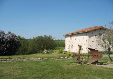 Chambre d’hôte pour 2 personnes, avec terrasse ainsi que jardin et vue à Tiffauges