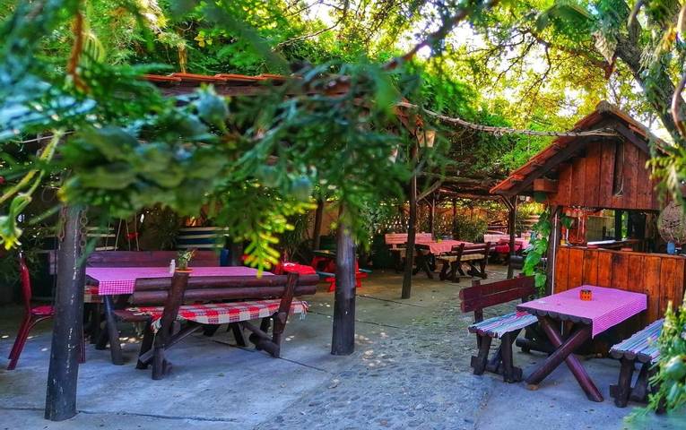 Location de vacances pour 2 personnes, avec jardin à Kladovo - 4