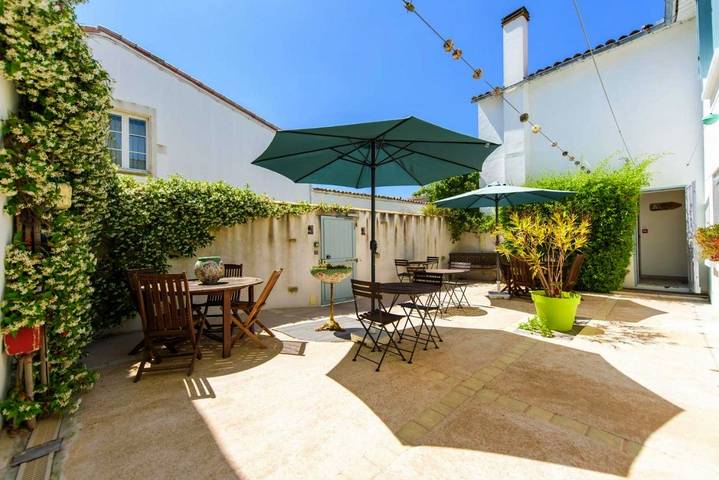 Hôtel pour 2 personnes, avec terrasse à La Flotte - 3