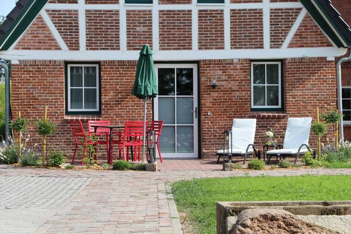 Ferienhaus für 2 Personen, mit Terrasse und Garten in Jork
