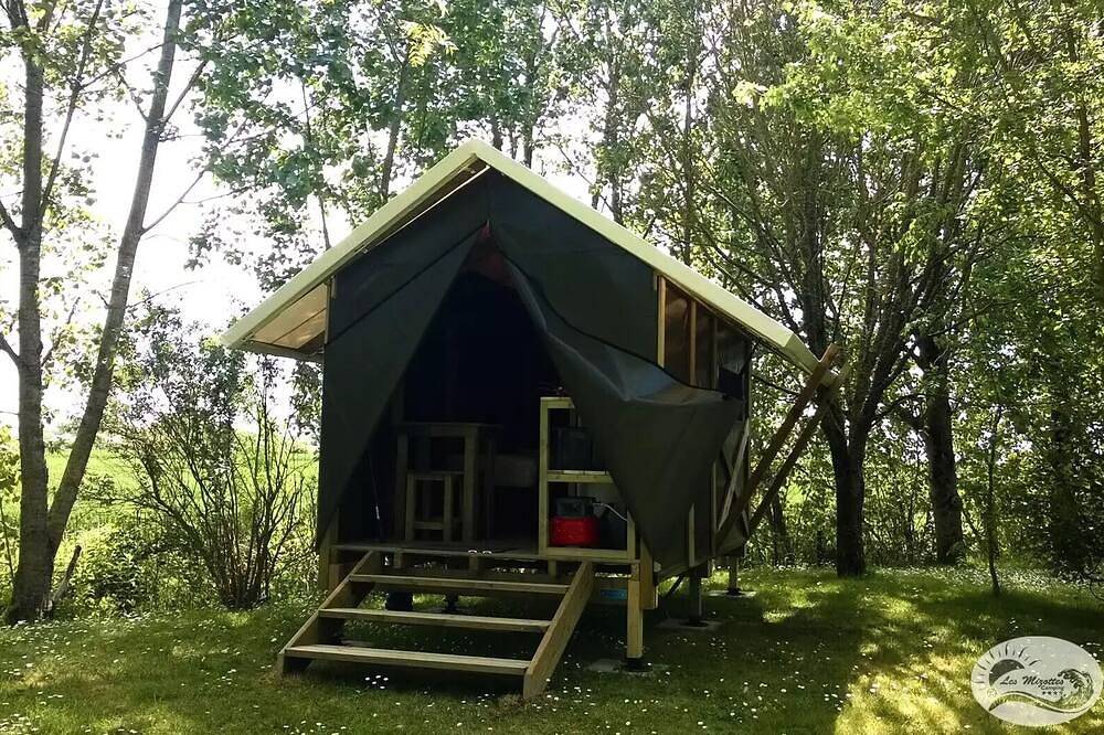 Lodg'Yssée 1 chambre 7 m² 2 personnes in Saint-Michel-en-l'Herm, Fontenay-le-Comte