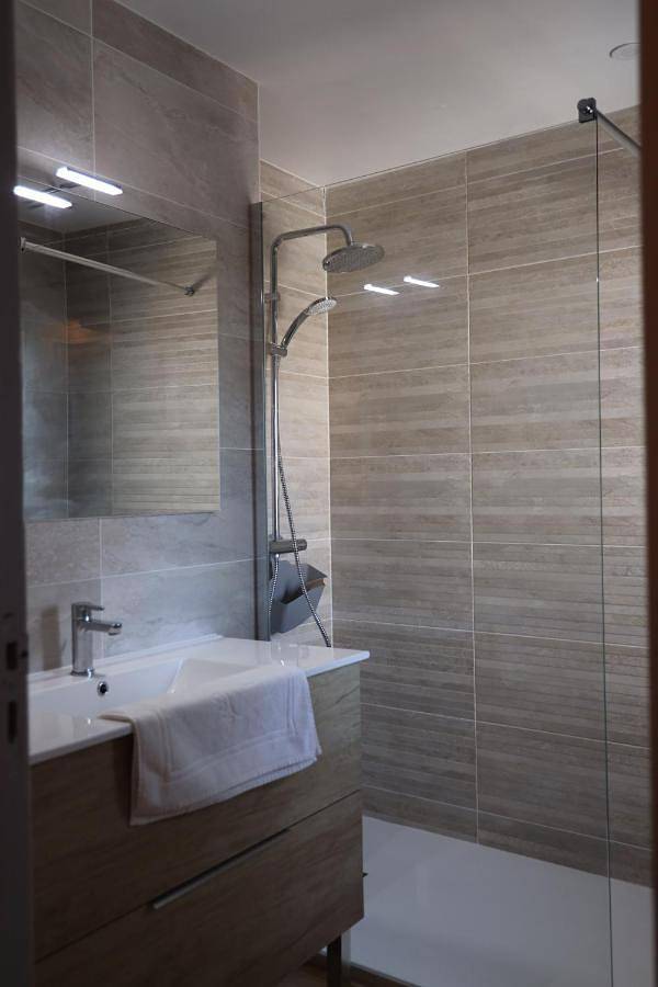 Location de vacances pour 8 personnes, avec vue et jardin, animaux acceptés à Alzonne - 4