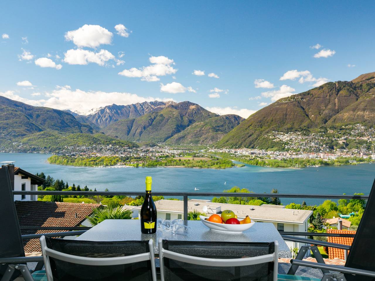 Appartamento vacanze a Gambarogno a partire da 153€ a notte