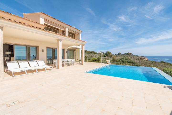 Ferienhaus für 6 Personen, mit Terrasse und Garten in Cala Anguila - 3