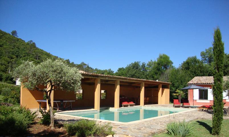 Gîte pour 10 personnes, avec Piscine à Vidauban - 2