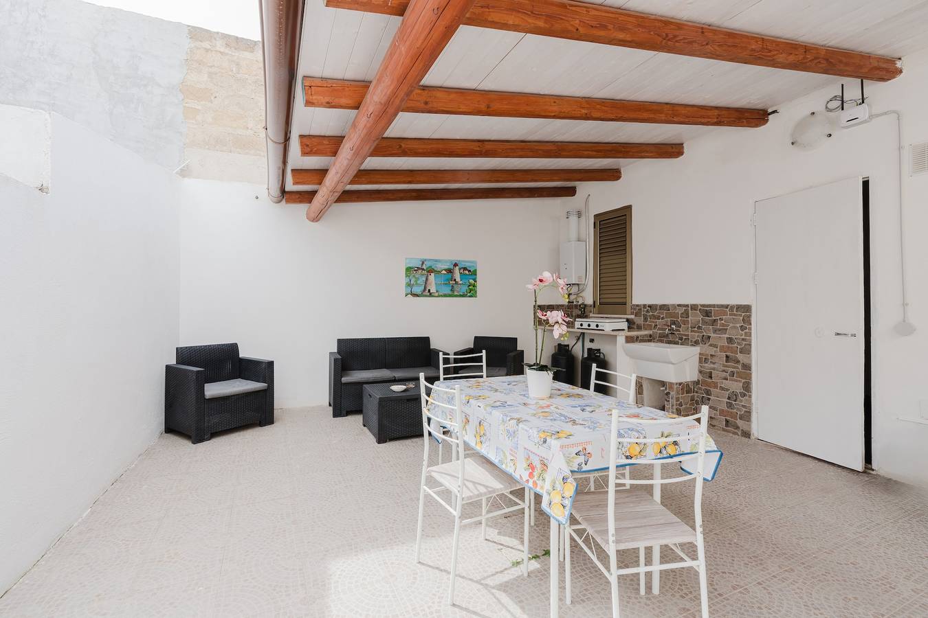 Appartement entier, Appartement 'Maresol' avec terrasse privée, Wi-Fi et climatisation in Marsala, Province de Trapani