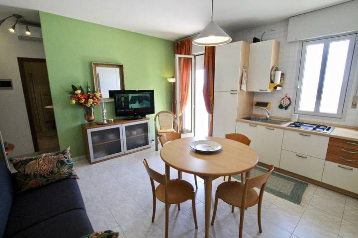 Ferienwohnung für 4 Personen, mit Balkon in Caorle - 3