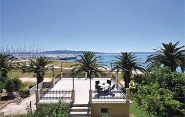 Appartement De Vacances pour 6 Personnes dans Kastel Gomilica, Adriatique Croate, Photo 3