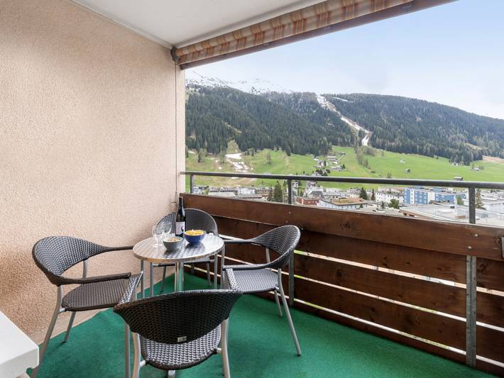 Ferienwohnung für 6 Personen, mit Sauna und Ausblick sowie Balkon in Davos