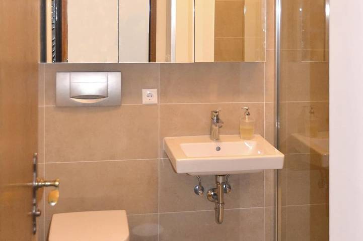 Ganze Wohnung, Apartment am Walchensee mit Terrasse und Seegrundstück [Kern] in Walchensee