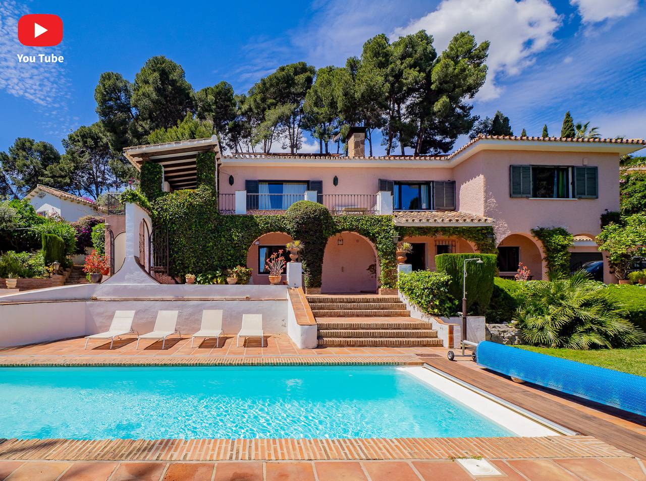 Cubo's Villa Las Capuchinas in El Pinar Torremolinos, Torremolinos