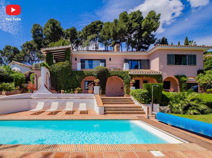 Casa rural para 10 personas, con jardín además de vistas al mar y piscina, Se admiten mascotas en Torremolinos - 2