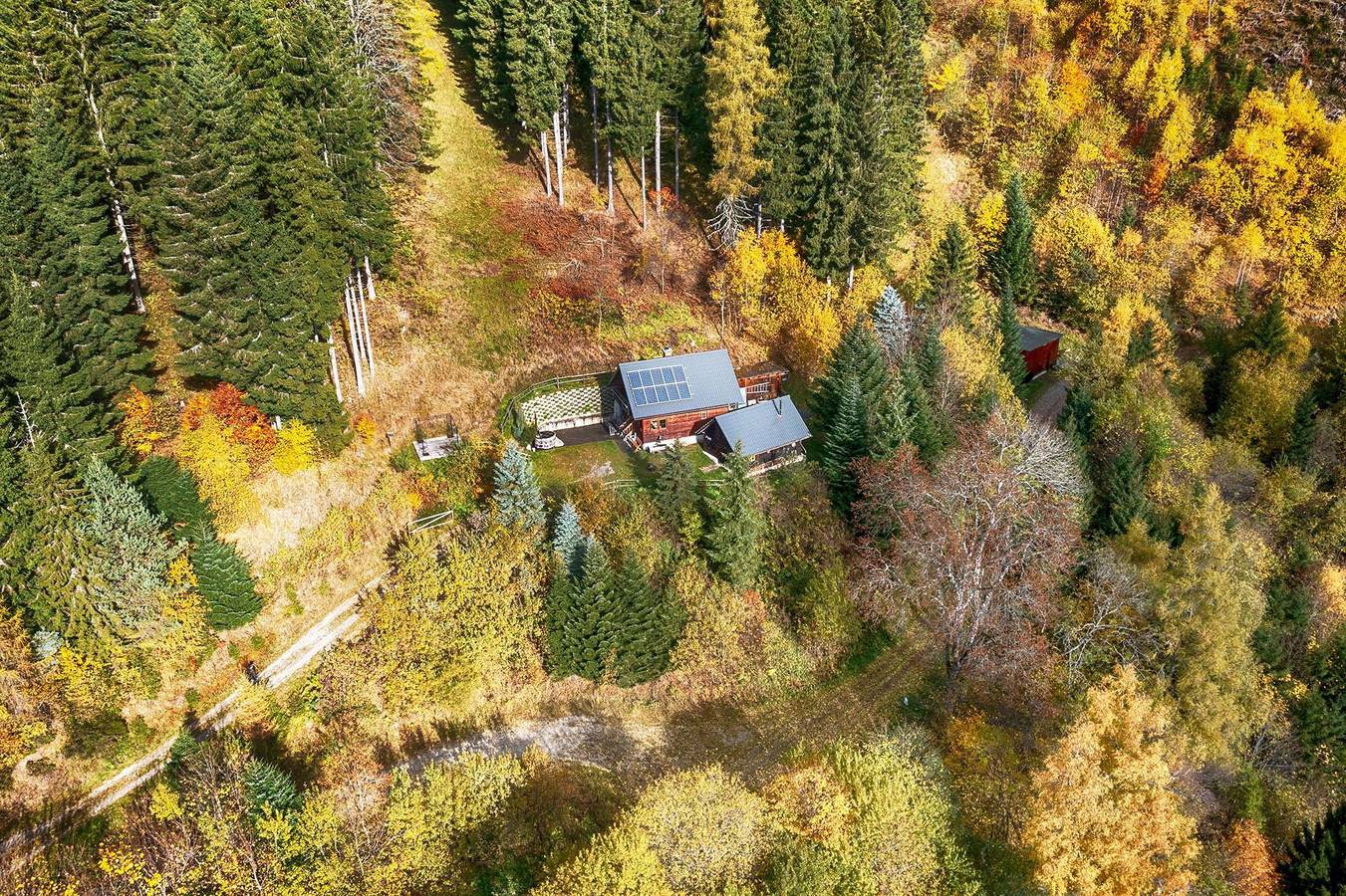 Ganze Ferienwohnung, 4-Raum Hütte für bis zu 5 Personen in Tragöß-Sankt Katharein, Hochsteiermark