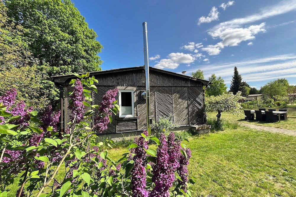 Liebevoll renovierter Ferienbungalow am Grimnitzsee mit Sauna in Grimnitzsee, Joachimsthal