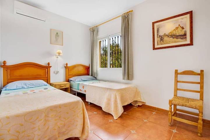 Fuengirola1500 m from the beach, private pool. in Torreblanca (Fuengirola), Fuengirola