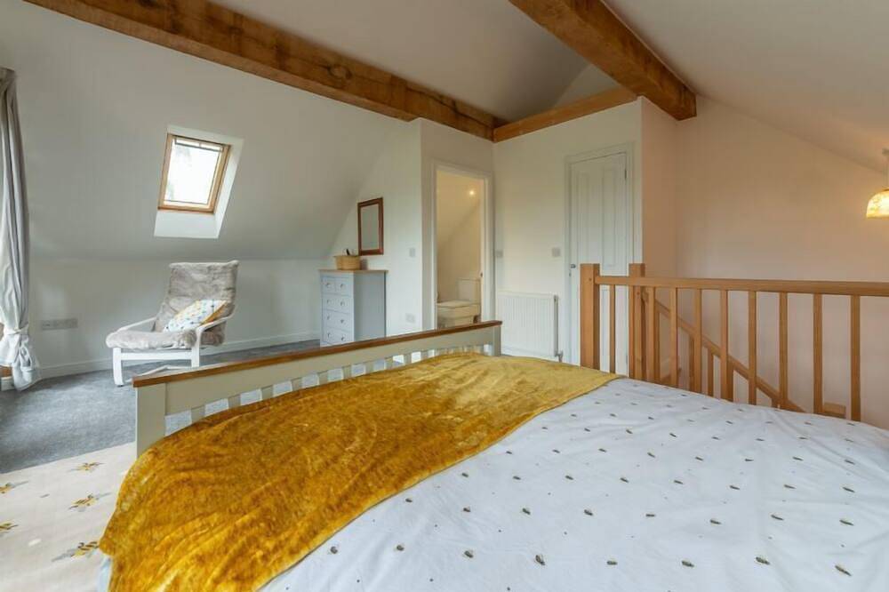 Entire apartment, The Beehive, Old Hunstanton, Norfolk in Old Hunstanton, Norfolk Coast