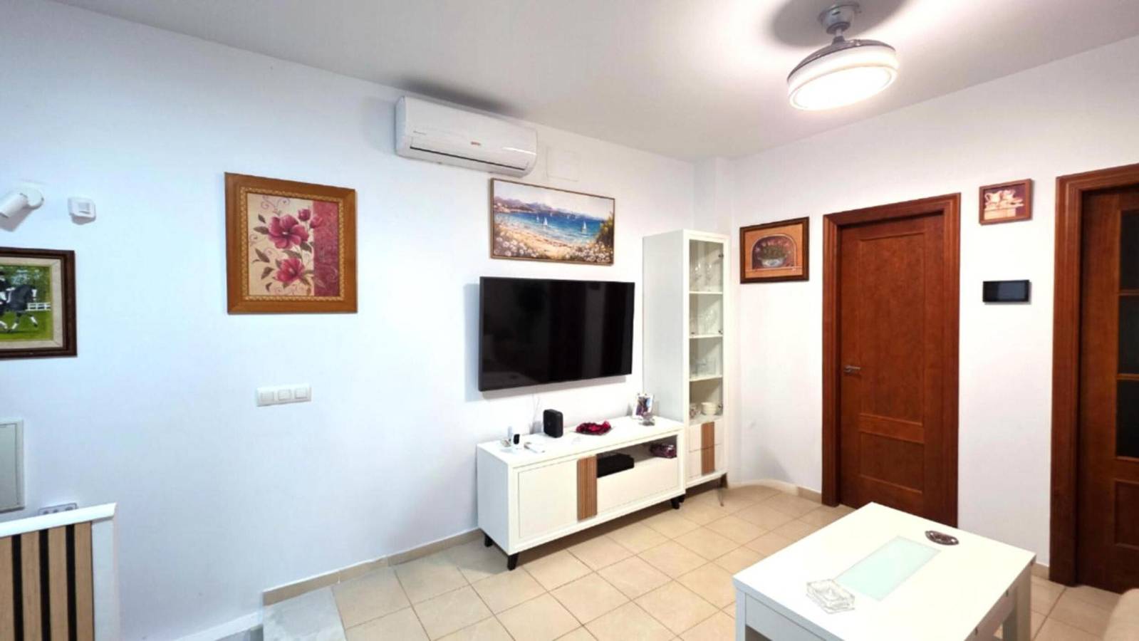 Central Duplex with Private Solarium in Barbate