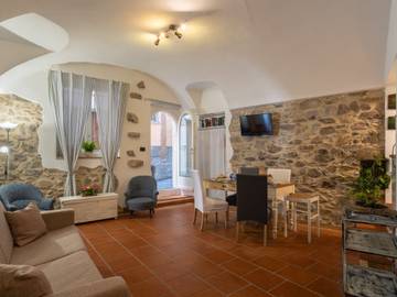 Gîte pour 5 personnes à Cisano sul Neva