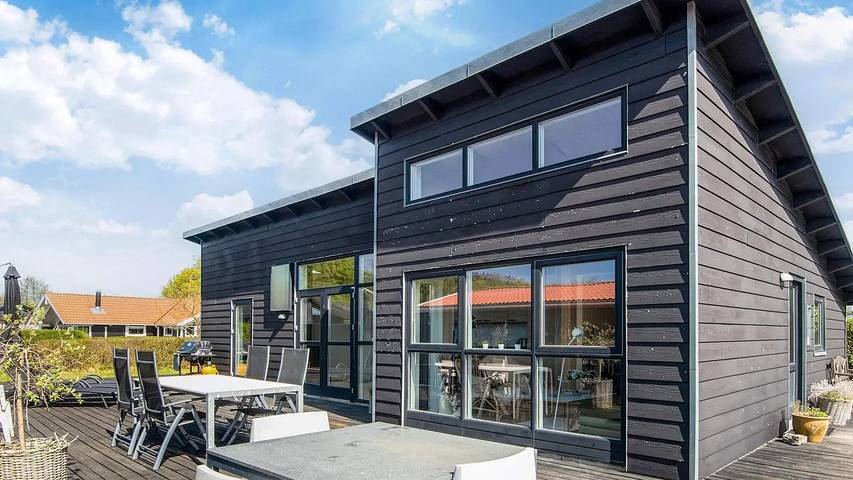 Ferienhaus für 7 Personen, mit Whirlpool und Sauna sowie Terrasse in Binderup Strand - 2