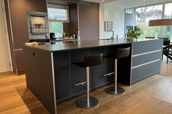 Ganze Ferienwohnung, Casa Casparis - 4.5-Zimmerwohnung in St. Luzisteig, Maienfeld