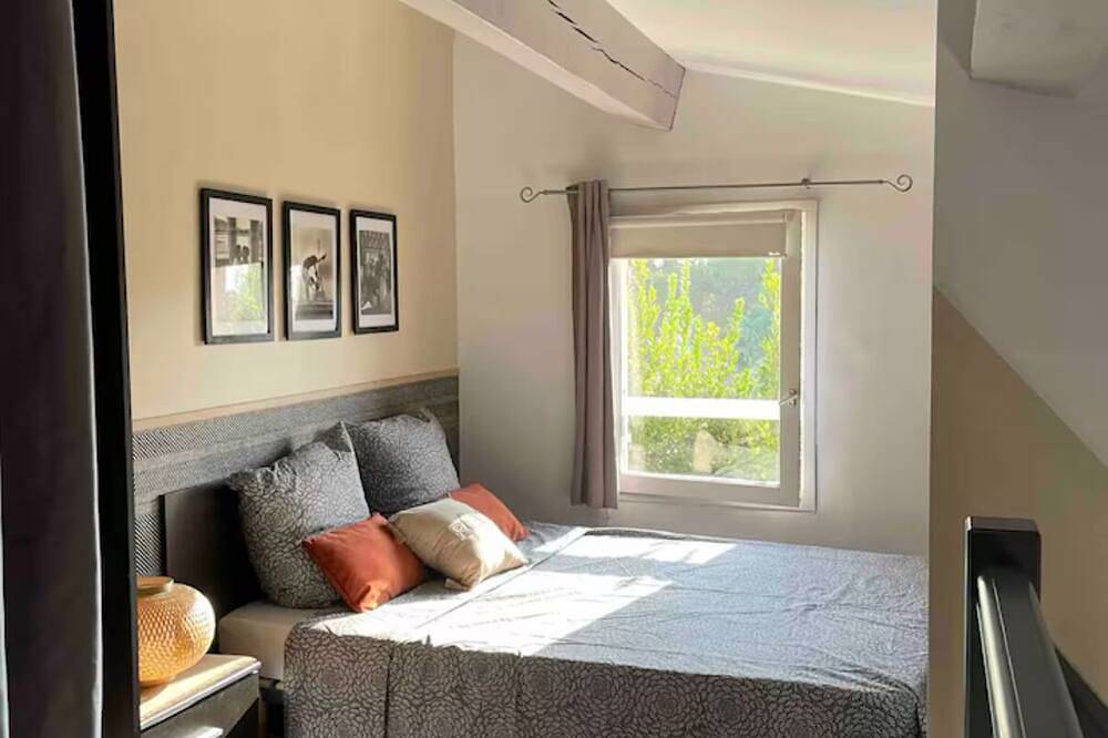 Petite maison au calme avec Clim + wifi pour long séjour in Rognac, Côte méditerranéenne (France)