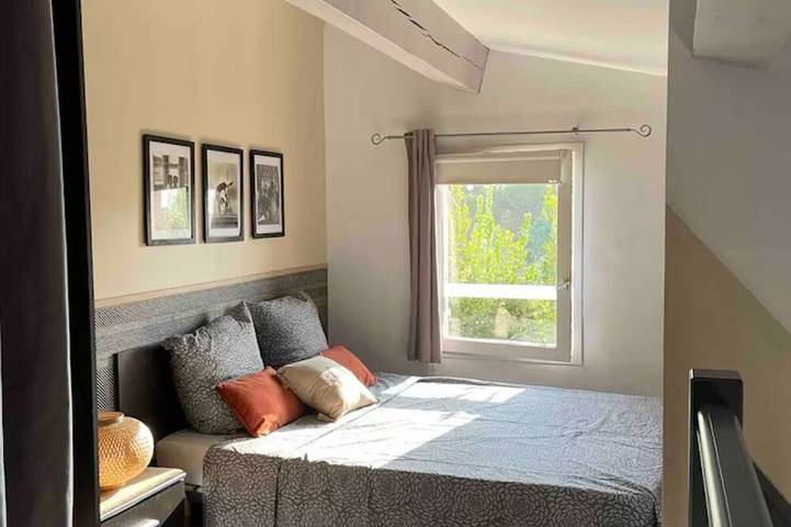 Location de vacances pour 3 personnes à Rognac - 2