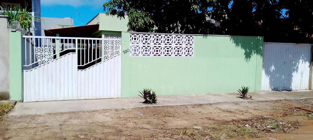 Casas e apartamentos de temporada para 8 pessoas, com balcão em Guriri