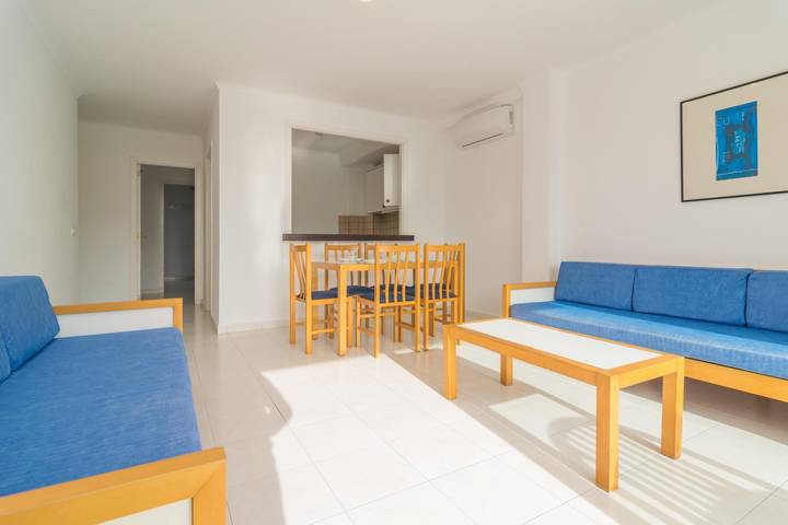 Apartamento vacacional entero, Massanet (Bc) - Apartamento con terraza a pocos metros de la playa Wifi Gratis in Canyamel, Capdepera