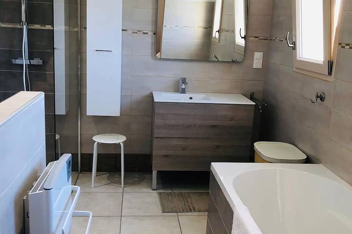 Maison Périgourdine, Climatisée, Adaptée Handicapés, Avec Piscine Chauffée in Sarlat-la-Canéda, Périgord Noir