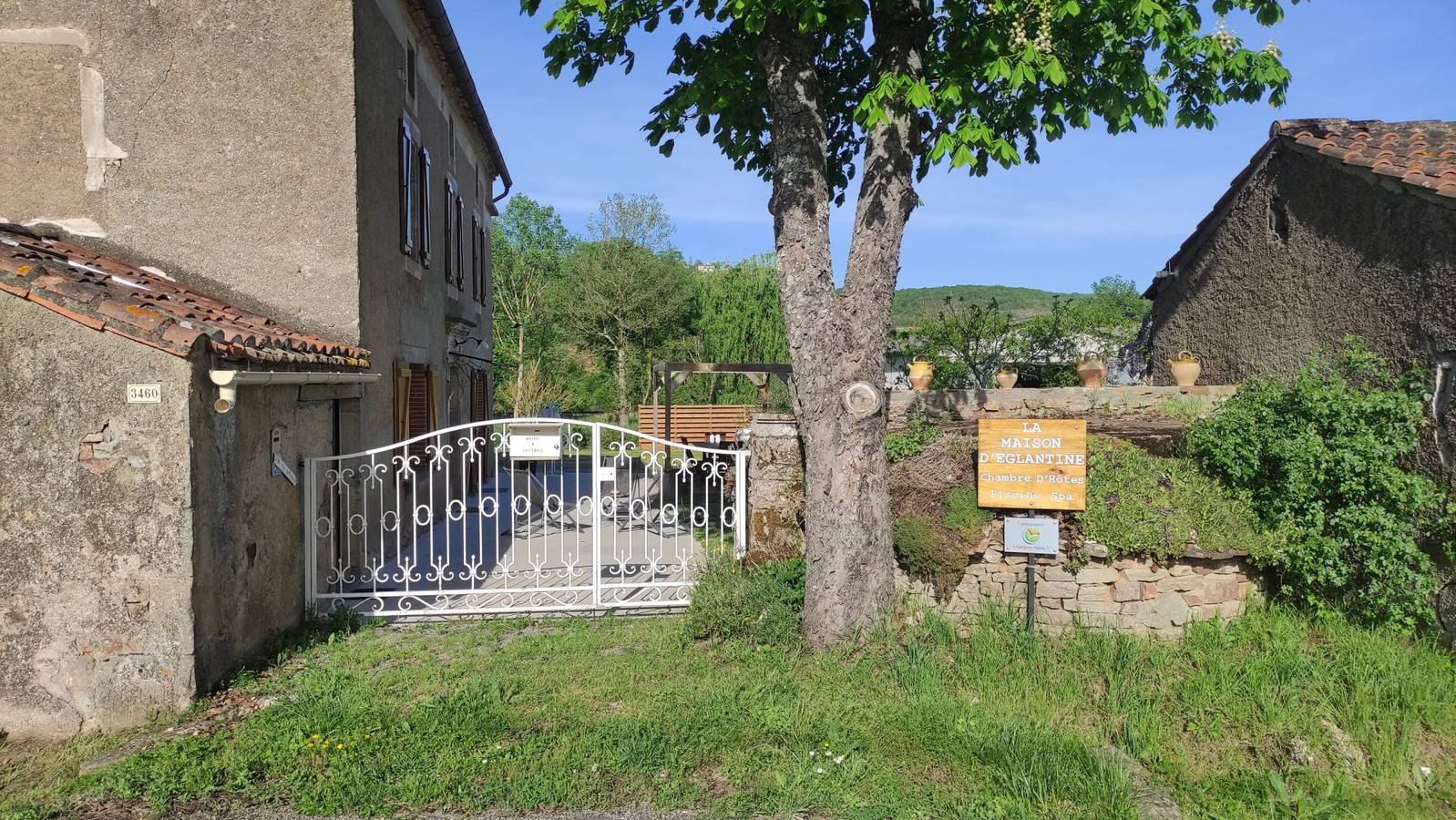 La Maison d'Églantine - 2 Chambres in Marnaves, Région d'Albi