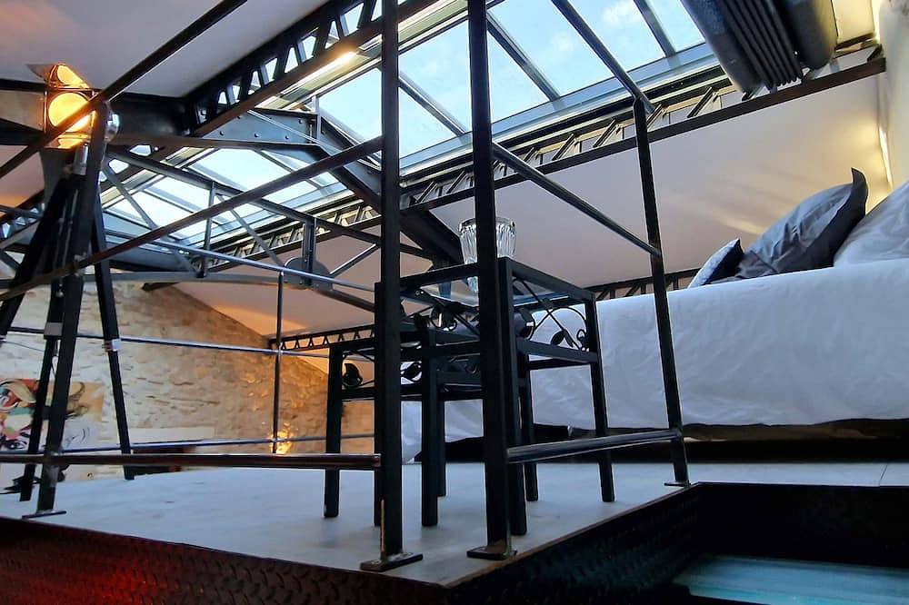 Apartamento entero, L'atelier Du Marquis Secrets Love Room Entre Uzès Alès et Nîmes in Vézénobres, Región de Alès