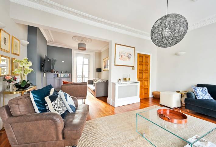 Ferienhaus für 10 Personen, mit Balkon und Terrasse in England