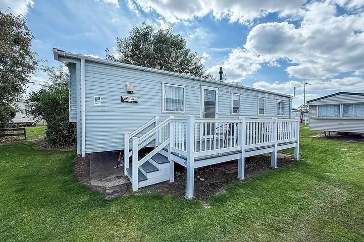 Static caravan for 8 people in Suffolk